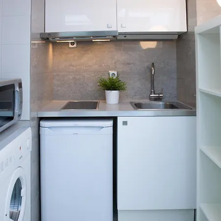 Apartamentos Por Temporada En Puerta Del Sol-3